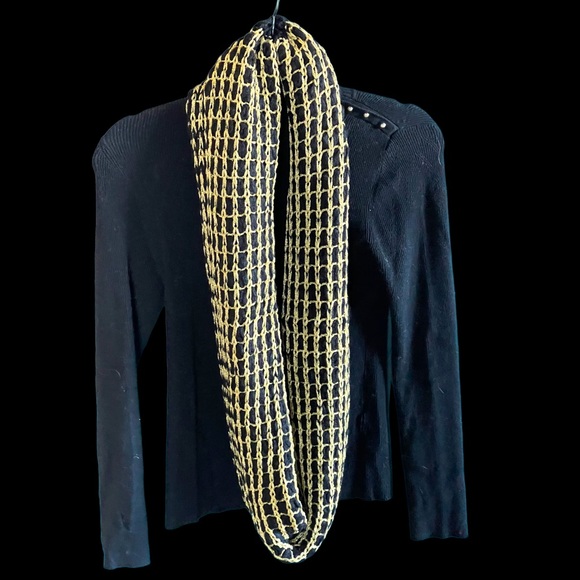 Metallic Gold & Black Infinity Scarf - Picture 4 of 7